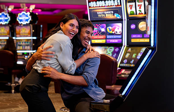 soda77 live dealer at Free Bet Blackjack table showing card dealing and dealer interaction
